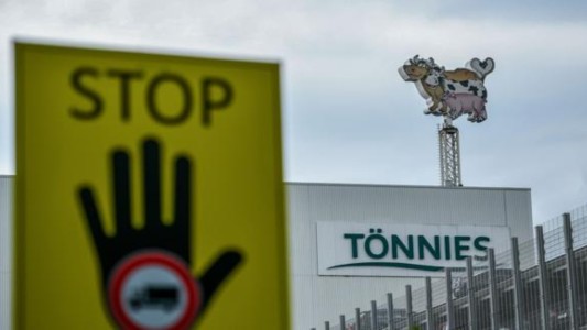 Alarma en una ciudad alemana por un rebrote de coronavirus con 650 contagios en un matadero