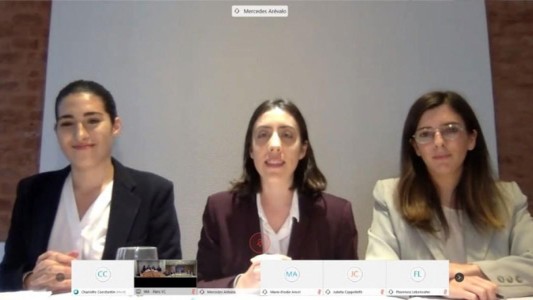 La Facultad de Derecho de la UBA ganó un concurso sobre arbitraje internacional en Francia