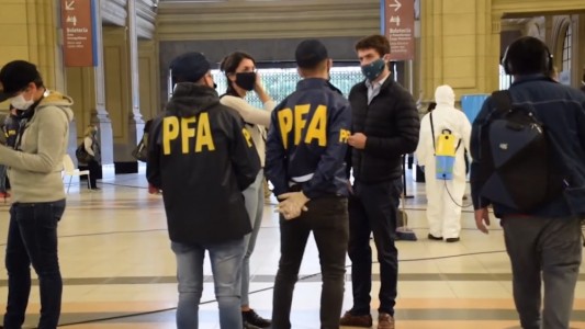 Confirmación: trabajadores exceptuados pueden circular con nuevo permiso sin usar transporte público