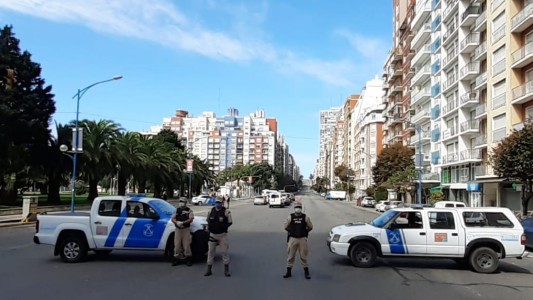 Con documentos y auto de un amigo, un cordobés viajó a Mar del Plata para ver a su novia: tiene coronavirus
