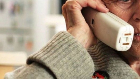 Le robaron 2 millones de pesos a un anciano con un "cuento del tío"