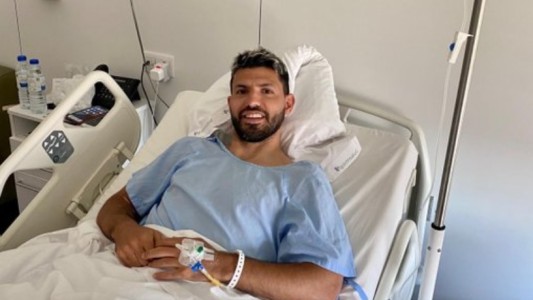 "Pronto comenzaré con la recuperación": la foto del "Kun" Agüero en el hospital