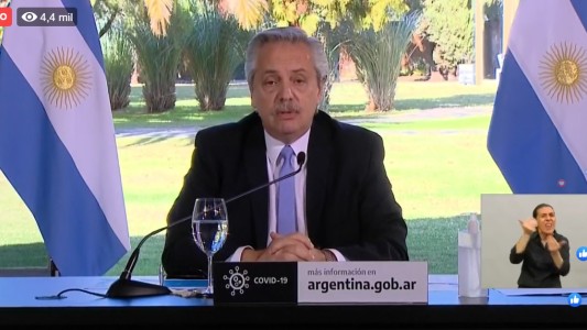 Alberto Fernández: "Estamos enamorados de la vida y por eso la cuidamos tanto"