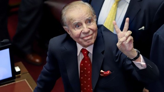 Dieron de alta a Carlos Menem y seguirá la recuperación en su casa