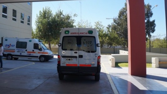 Bebé de 3 meses cayó del cochecito a un brasero