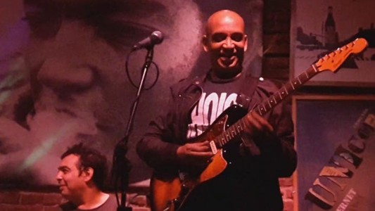 Murió a los 53 años "Chocolate" Fogo, bajista de Los Abuelos de la Nada