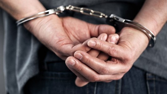 Condenado a 10 meses de prisión efectiva por golpear y amenazar con un cuchillo a su pareja