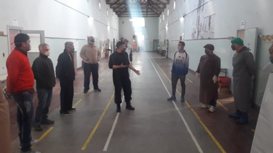 Capacitaron a 14 presos para atender casos de urgencia por Covid-19 en Bahía Blanca