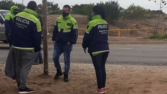 Violó la cuarentena y quiso entrar a Villa Gesell disfrazado de policía para ver a su novia