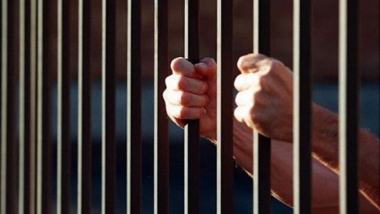 Absolvieron a un joven que mató a su hermano porque estaba bajo efectos de drogas y alcohol