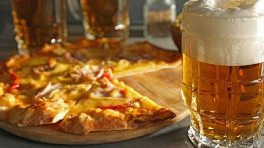 Acusan a un gendarme de violar a una de las amigas con las que cenó