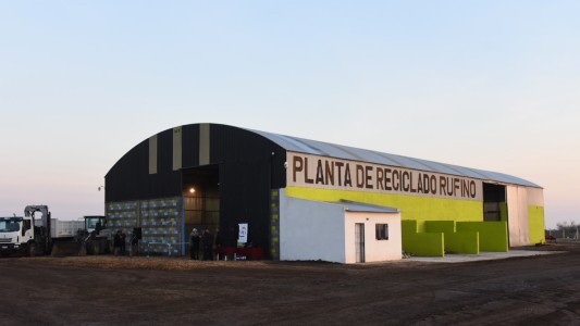 Enorme gesto en Rufino: encontró 3000 dólares y los devolvió