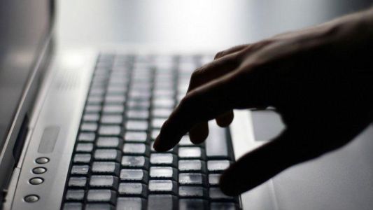 Pornografía infantil: desde EE.UU. acusan a un chico de 17 años de Mar del Plata
