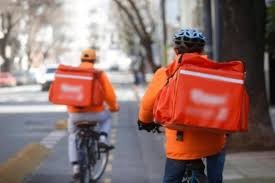 Proponen tope del 15% para las comisiones que cobran las apps de delivery a comercios