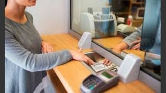 El aumento salarial de los bancarios podría superar el 30% en algunas categorías