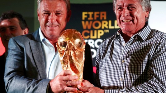 Primer parte médico de Nery Pumpido tras la operación de un tumor en el corazón