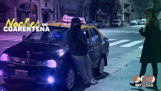 Un peaje y un taxista en Noches de Cuarentena