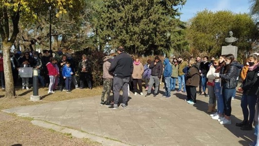 "No me dejen sola", el desgarrador pedido de la mamá de la joven asesinada en Beravebú