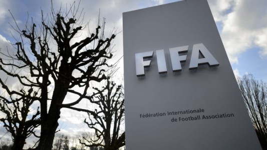 FIFA: Más dólares para las confederaciones,  Conmebol y fútbol femenino beneficiados