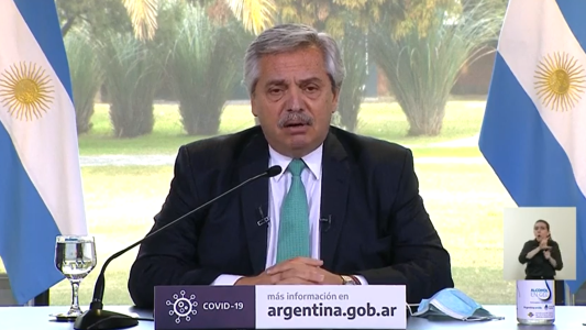 El mensaje del presidente para los jóvenes: “Es una zoncera reunirnos en fiestas electrónicas"