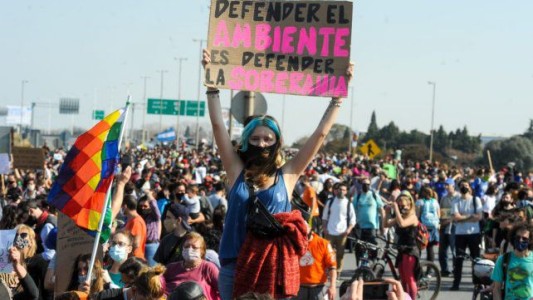 Miles de personas renovaron el pedido para que cesen los incendios en Rosario