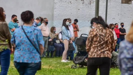 Paraná: un cura dio misa al aire libre sin contar con la autorización