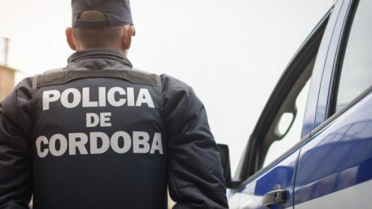 Córdoba: arrestaron a un comisario acusado del abuso sexual a una adolescente
