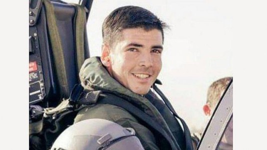 Quién era el joven piloto que murió tras eyectarse de un avión de la Fuerza Aérea