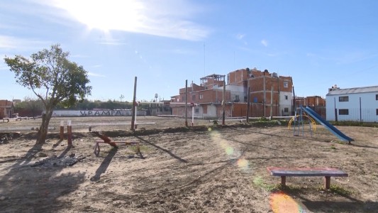 El país que espera: El chat urgente de Valentín Alsina