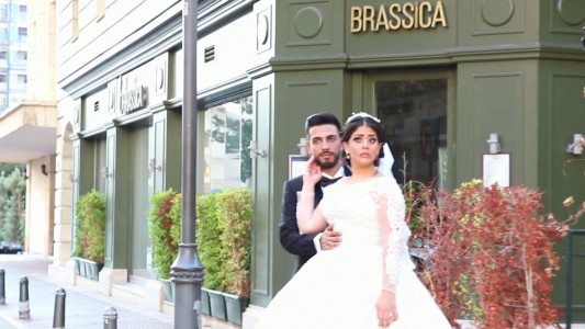 Líbano: otro impresionante video de una novia sorprendida por la explosión