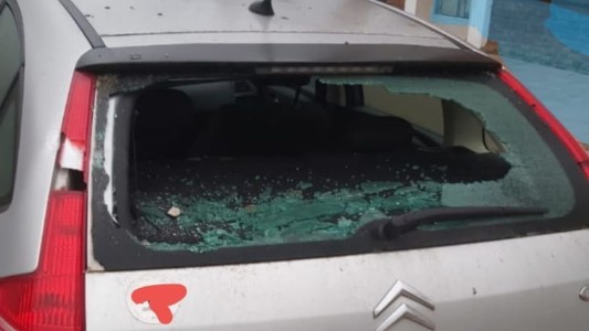 Rompió los vidrios de 20 autos y se arrepintió: "Fue una idiotez"