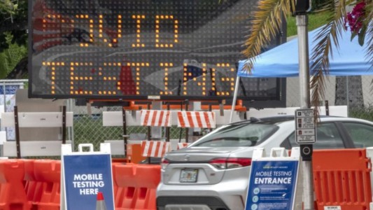 Más de 5,1 millones de contagios en Estados Unidos y récord de muertes en Florida