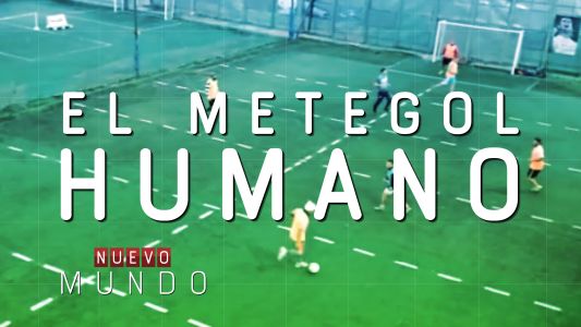 El metegol humano: la nueva forma de jugar al fútbol