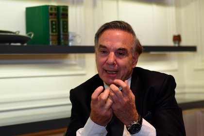 Pichetto: "La gente no aguanta más a los infectólogos"