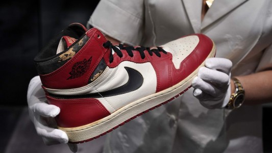 Récord mundial para unas zapatillas de Michael Jordan: 615.000 dólares