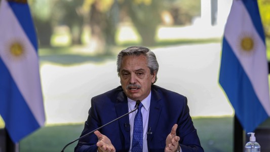 Alberto Fernández dijo que la vacuna "abre un horizonte" pero pidió ser "más prudentes"