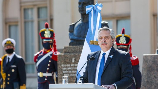 Aniversario de la muerte de San Martín: el Presidente llamó a "reconstruir un país que han dejado aniquilado"