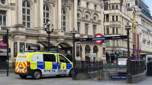 Los casos diarios de coronavirus vuelven a superar los 1.000 en el Reino Unido