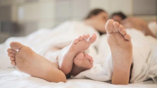 Se quejó del ruido de sus vecinos al tener sexo y al respuesta estalló en las redes