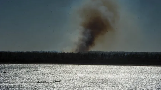 Advierten sobre los efectos cardíacos y respiratorios del humo de las islas