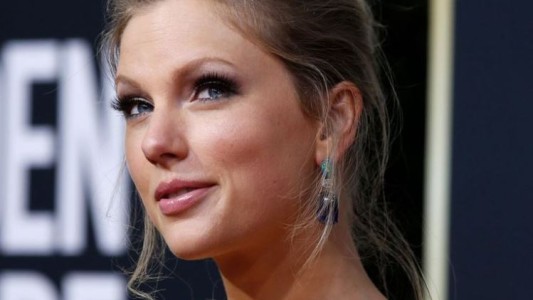 Taylor Swift le donó 30.000 dólares a una adolescente para pagar la universidad