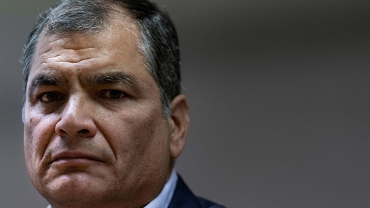 Oficializan la candidatura de Rafael Correa a la vicepresidencia de Ecuador