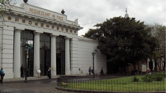 Se habilitaron cementerios, hoteles, garajes y cine publicitario en la Ciudad