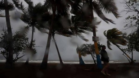 La tormenta tropical Laura llegó a Cuba: ya provocó 11 muertos en República Dominicana y Haití