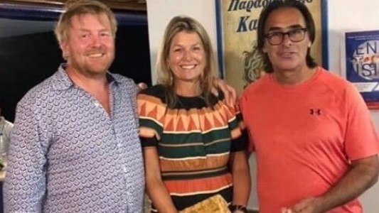 La reina Máxima de Holanda pidió perdón por incumplir con el distanciamiento contra el coronavirus