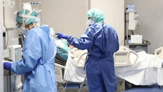 Coronavirus en Argentina: la Ciudad estableció un protocolo para visitar pacientes graves