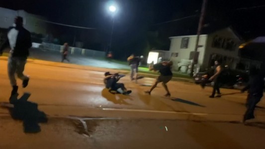 El documento que muestra cómo un adolescente mata a manifestantes en Wisconsin