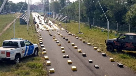Incautan más de ocho toneladas de marihuana dentro de un camión cisterna en Corrientes