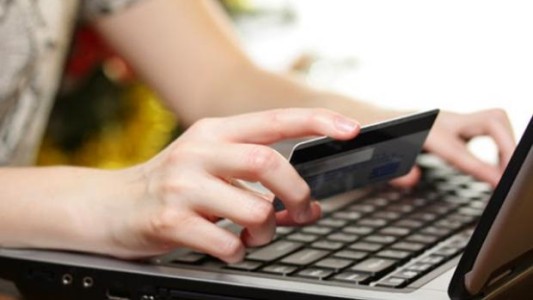 Los bancos piden a los clientes no compartir datos personales para evitar estafas virtuales