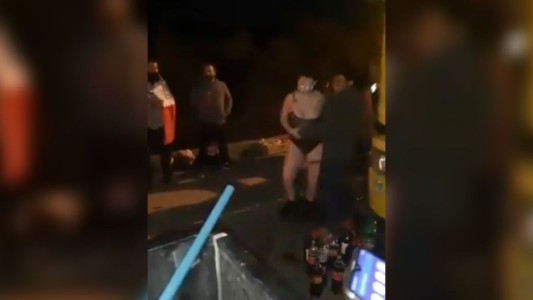 Video escándalo: la fiesta de los choferes con alcohol y mujeres en pleno paro camionero en Chile